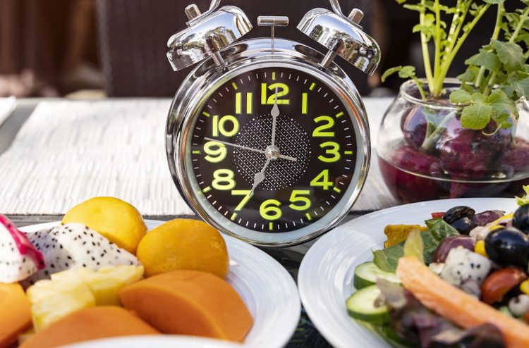 Hoe intermittent fasting je als man kan helpen gewicht te verliezen