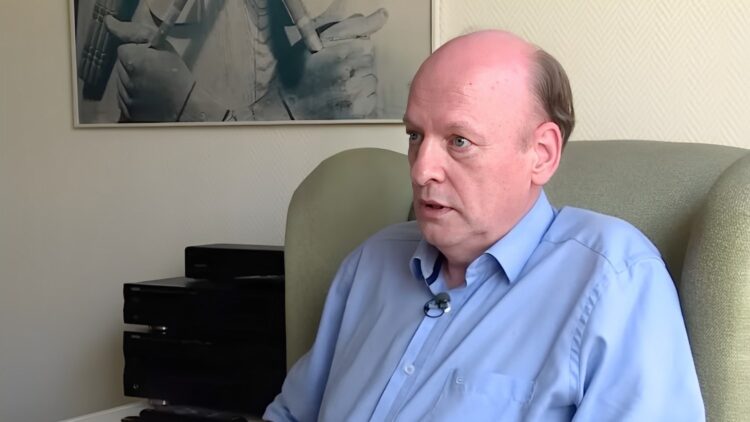 Harry (63) profiteert al 30 jaar lang van een bijstandsuitkering: “Ik leef als koning”