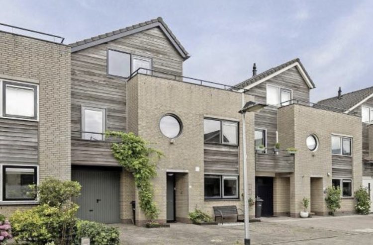 Even binnen gluren: “Dit huis uit Oss gaat op dit moment heel hard rond”