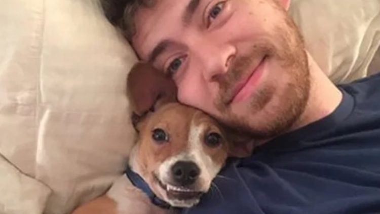 Leon moet kiezen tussen zijn hond of zijn vriendin: “Ze heeft mij een ultimatum gesteld”