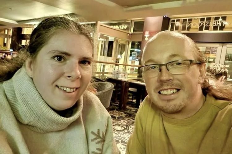 Laura (40) en Martin (43) in zware financiële nood ondanks een gezamenlijk inkomen van €72.000