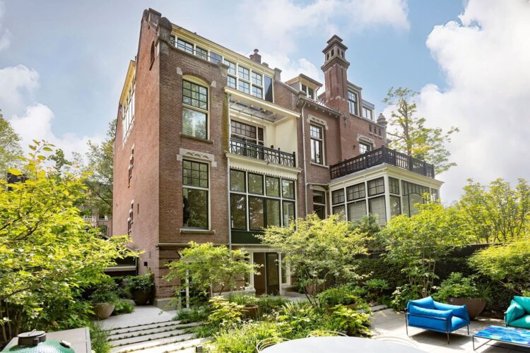 Deze villa kost € 9,8 miljoen en is een van de duurste woningen van ons land
