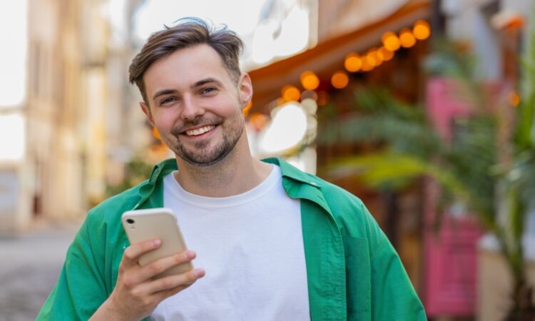 Daan (24): ‘Ik heb 49.000 euro spaargeld, iedere twintiger zou dit moeten kunnen’