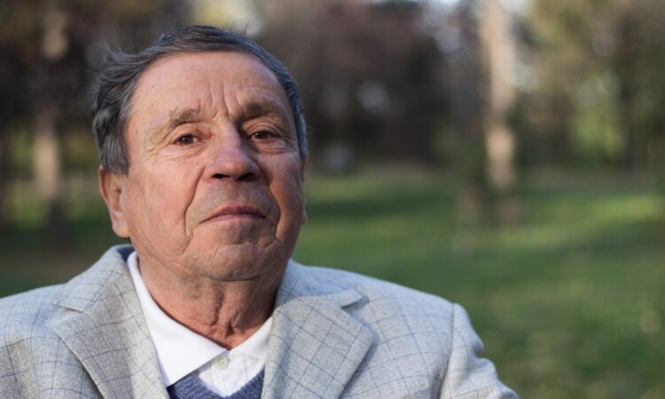 Herman (68) ergert zich aan de huidige generatie: “Ze willen alles, maar werken ho maar!”