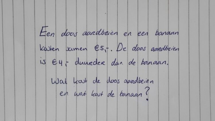 Wat kost de doos aardbeien en wat kost de banaan?
