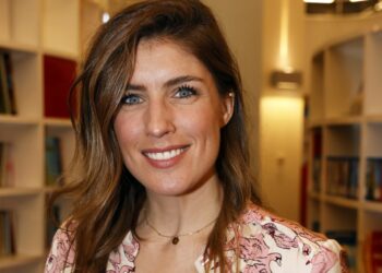 Even binnenkijken: Marieke Elsinga zet haar dubbele bovenhuis te koop voor 1,5 miljoen