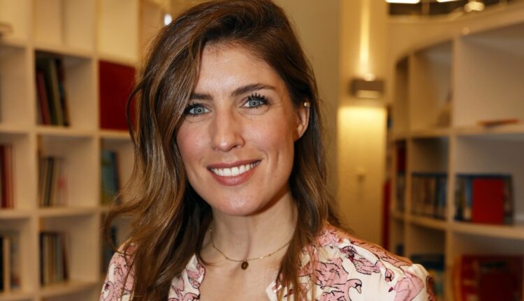 Even binnenkijken: Marieke Elsinga zet haar dubbele bovenhuis te koop voor 1,5 miljoen