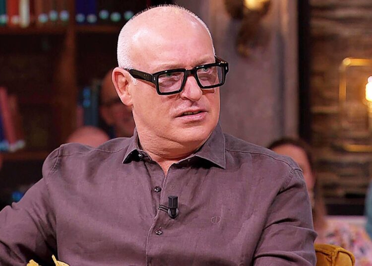 Vervanger René van der Gijp staat klaar om zijn plek in te nemen: ‘Die laten er geen gras over groeien.’