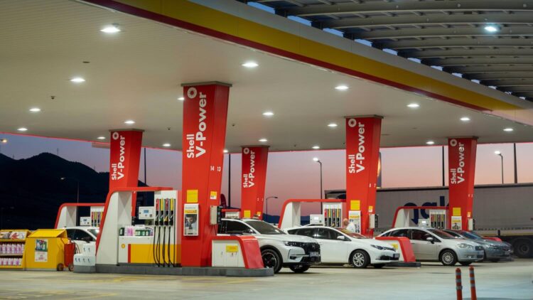 Dit kun je jaarlijks besparen door boodschappen te doen en te tanken in Duitsland