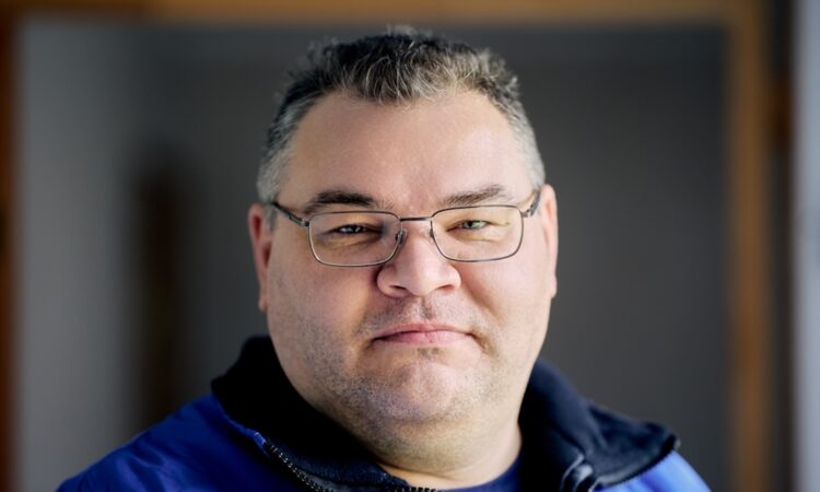 Arjan (47): “Ik ben op vakantie gestrand zonder laadpaal, mijn elektrische auto bleek geen slimme keuze”