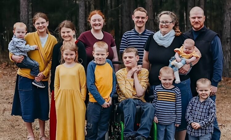 Moeder van 11 kids opnieuw zwanger: “We geven 1400 euro per maand uit aan eten”