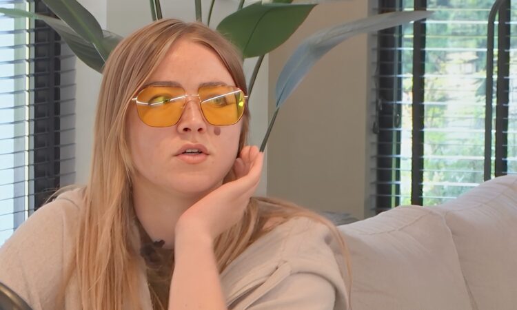 LLDL kijkers gaan helemaal los als Veer in detail uitlegt hoe ze genomen wil worden.