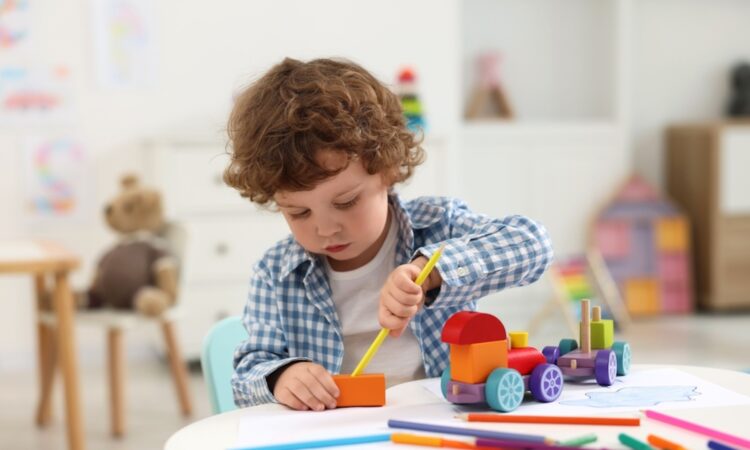 Financiële meevaller voor werkende ouders: kinderopvangtoeslag omhoog