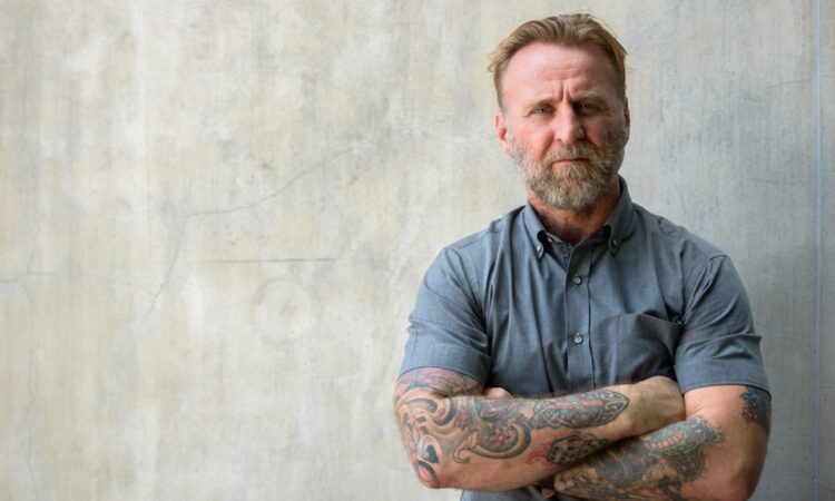 Bert (44):  “Ik neem geen vrouwen aan in mijn bedrijf, omdat ze te vaak thuisblijven met de kinderen.”