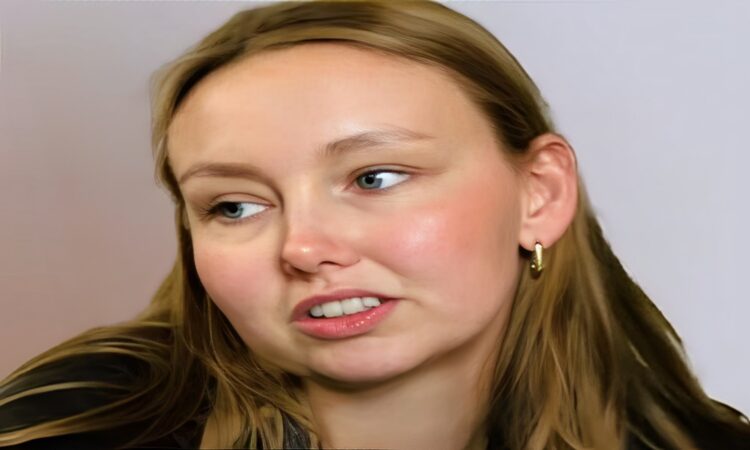 OML-Eva neemt emotioneel afscheid van haar familie