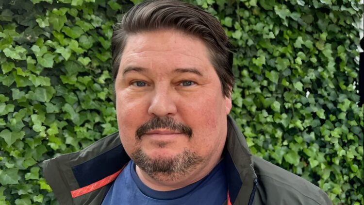 Martijn Krabbé deelt ontroerend bericht: ‘Hoe hou je het vol?’