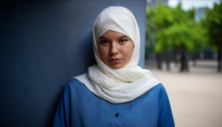 Nadia (31): “Iedereen wil dat ik me meer aanpas aan de cultuur hier, maar wil mijn identiteit niet verliezen”