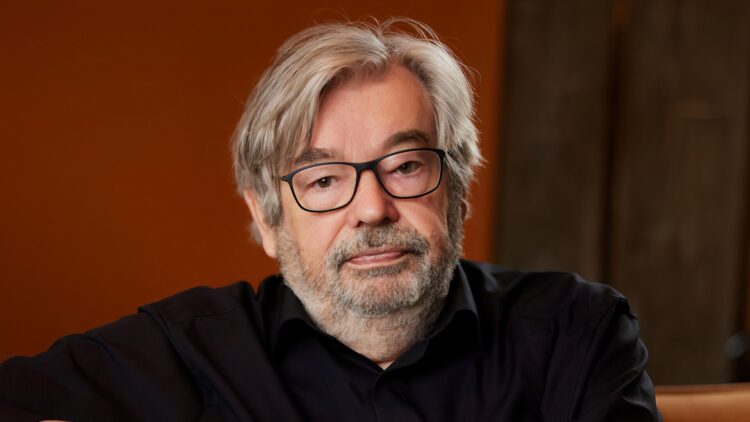 Maarten van Rossem: “Dit is de échte reden waarom ik noodgedwongen moet stoppen met De Slimste Mens.”