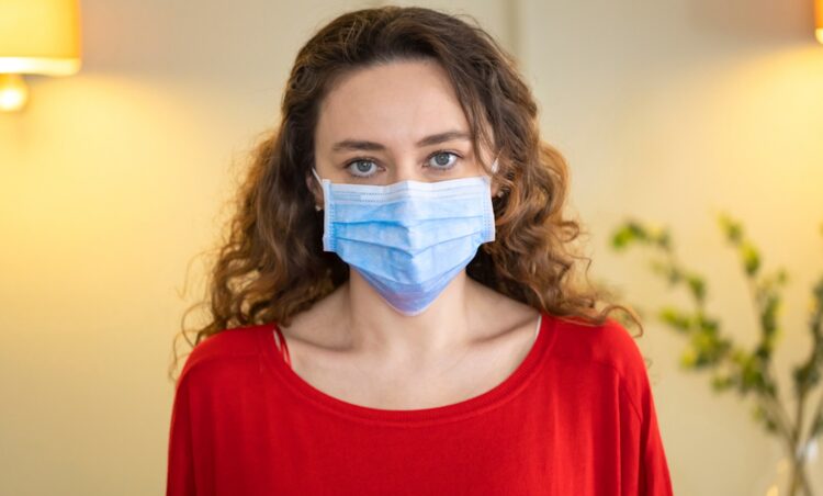 Mondmasker opnieuw ingevoerd: “We bevinden ons in een kritieke fase.”