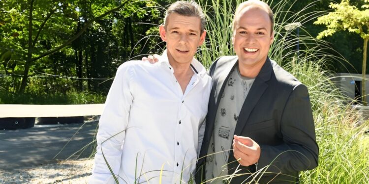 Dit is de reden dat Frans Bauer zijn broer Dorus zijn affaire met Sieneke uitlekte naar de media