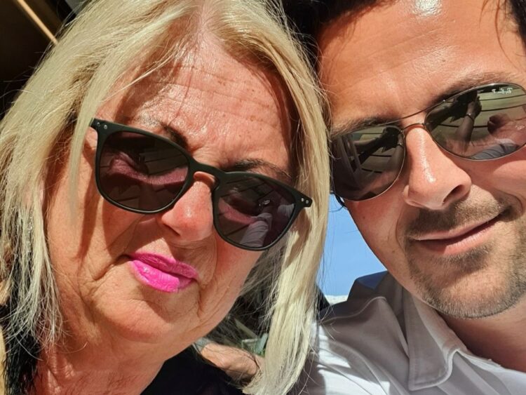 Mike en Monique willen dure gestolen Prada-zonnebril van Antine niet teruggeven