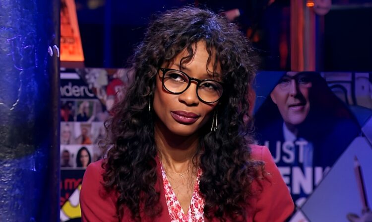 Sylvana Simons onder vuur na dit bericht op sterfdag Ron Brandsteder: “Walgelijk mens”