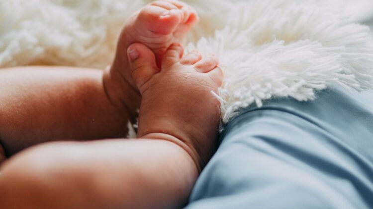 Olympisch kampioene verwelkomt haar prachtige dochter: ‘Haar naam is heel bijzonder’