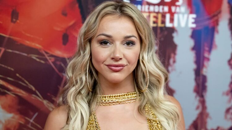 Emma Heesters geeft fantastische update na kankerbehandeling