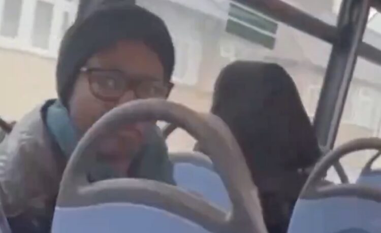 Asielzoeker wil niet dat vrouw haar lunch eet: “Het is ramadan en ik ben aan het vasten“