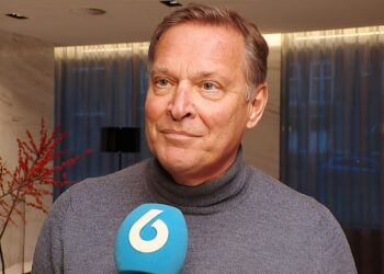 Bom onder huwelijk van Albert Verlinde en Onno Hoes – onze gedachten zijn bij hen