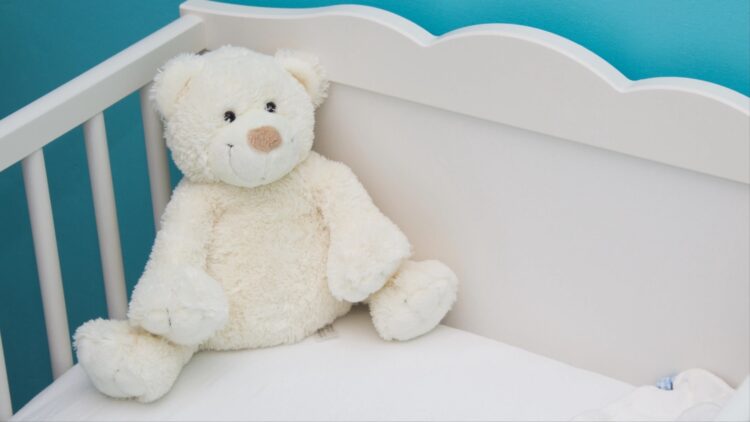 Bekende tv-koppel verwelkomen hun zoontje en zijn naam is heel bijzonder