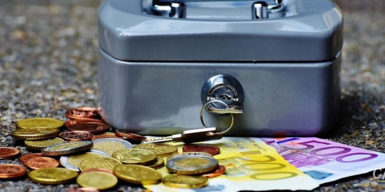 Nieuwe regels voor mensen met contant geld in huis: dit gaat er veranderen