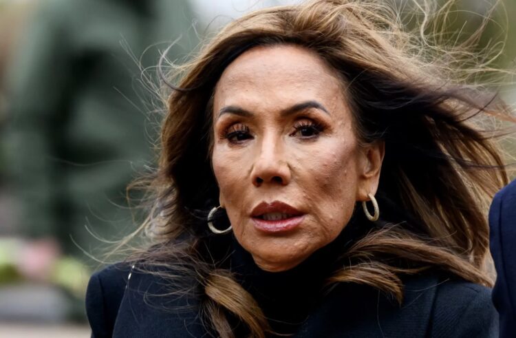 Patty Brard deelt pijnlijke update na operatie: ‘Ze lijken wel aangebrande tosti’s!’