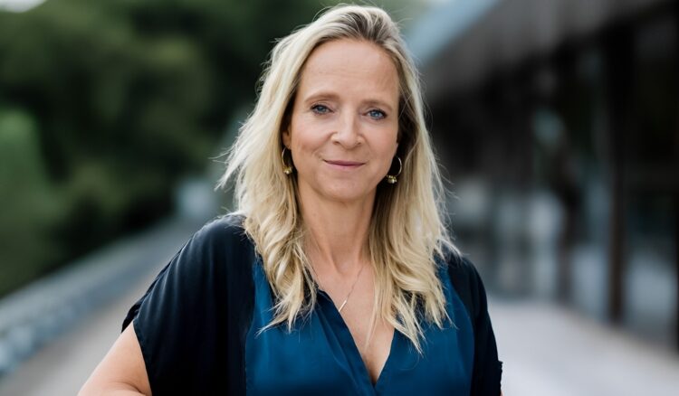 Emotionele Floortje Dessing laat na lange tijd iets van zich horen