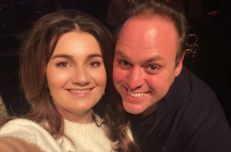 Ongelooflijk! Ook goede vriend Frans Bauer doet boekje open over affaire met zangeres Sieneke