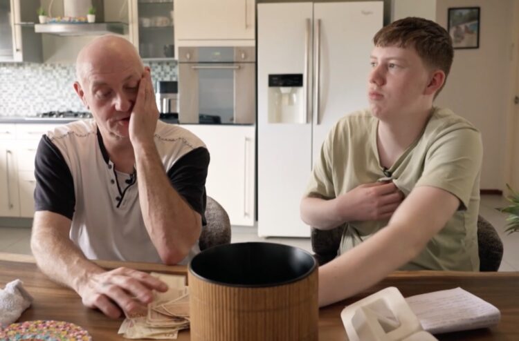 Steenrijk, Straatarm-kijkers reageren op weekbudget arm gezin en zeggen allemaal hetzelfde