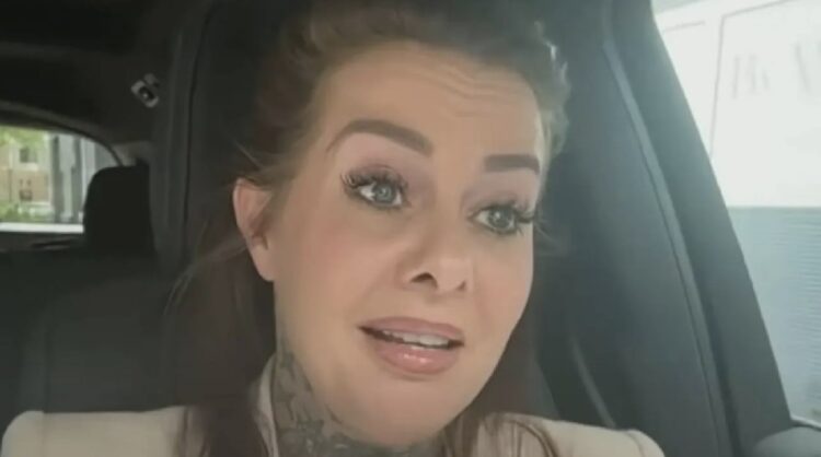 Optreden Wendy van Hout eindigt in enorm drama en verlaat meteen het podium