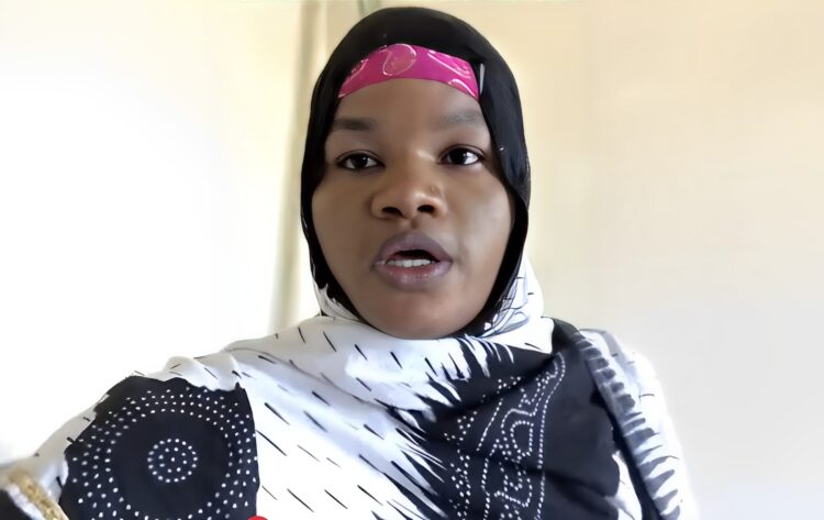 Halima is woest over haar woonsituatie: “Ongelooflijk dat niemand dit voor mij regelt”