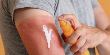 Let op! Consumentenbond waarschuwt: gebruik deze zonnebrandcrèmes niet meer