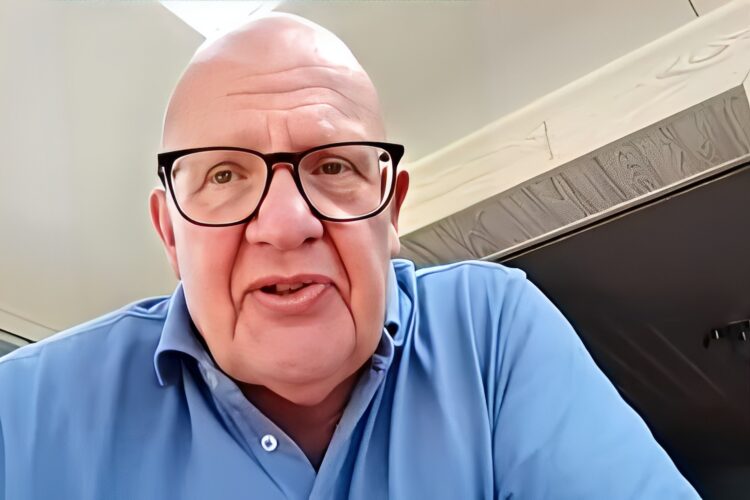 Fons zet Magda publiekelijk op haar plaats na zijn exit uit B&B Vol Liefde