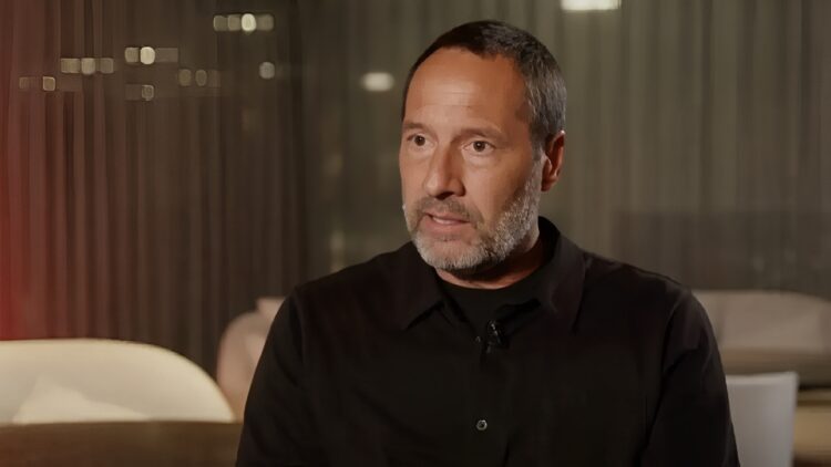 John van ’t Schip gesignaleerd in intieme setting met de vriendin van de overleden Daniëlle