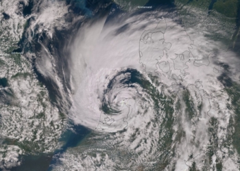 Stormdepressie Floris komt recht op ons af: zo laat gaat het hier helemaal los