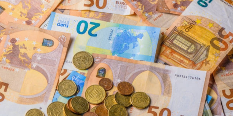 Dit EU-land kiest voor contant geld en weigert digitale betalingen