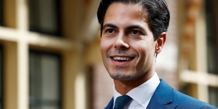 Rob Jetten verdient fors meer dan je denkt – zijn financiële groei is ongekend!