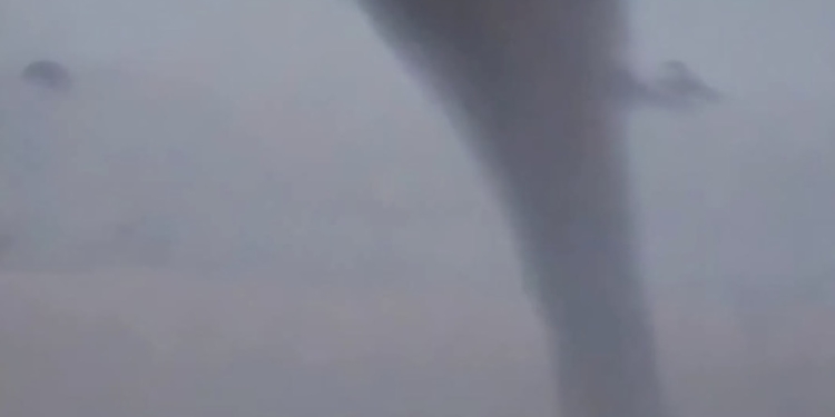 Weeralarm: tornado op video vastgelegd in deze provincie in Nederland