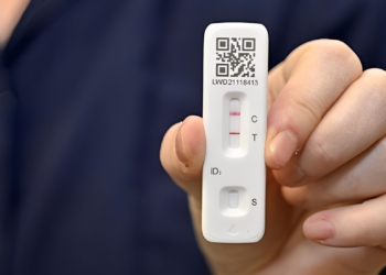 Het nieuwe Covid-variant ‘Stratus’ heeft één duidelijk symptoom dat gemakkelijk te herkennen is
