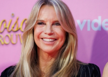 Fans zijn woest op Linda de Mol na kerstvideo: “Dit is gewoon dierenleed”