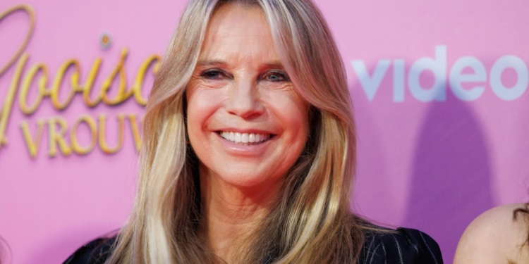 Fans zijn woest op Linda de Mol na kerstvideo: “Dit is gewoon dierenleed”