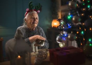 Johanna (81) viert kerst helemaal alleen: “Mijn kinderen komen niet langs”
