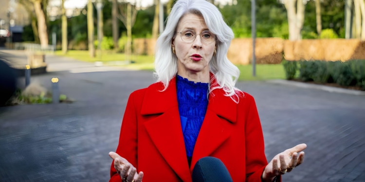 Mona Keijzer (BBB) ligt zwaar onder vuur: ‘Hoe is het mogelijk?’